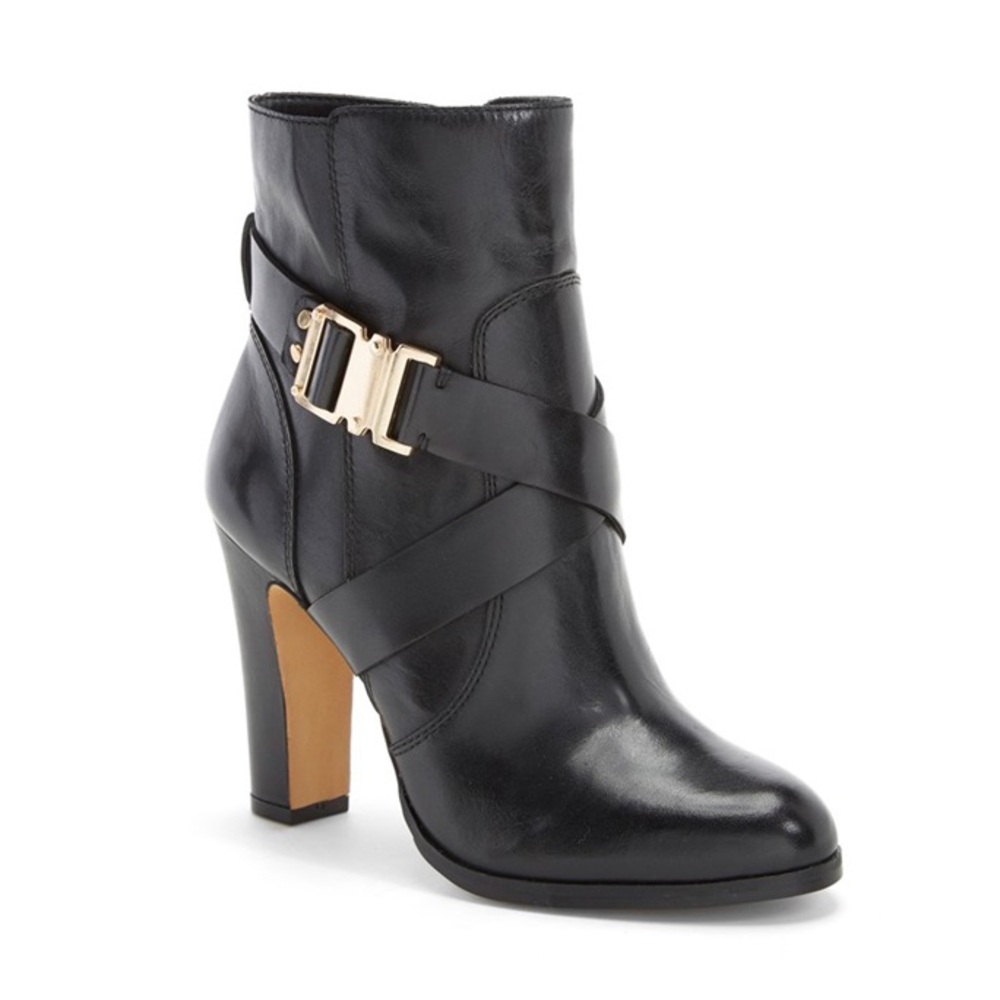 VINCE CAMUTO Connolly Mid-shaft Boot Belted Chunky Heel